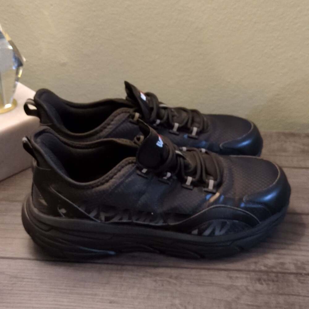 LARNMERN Steel Toe Shoes for Men Durable Safety Shoes Work 10.5